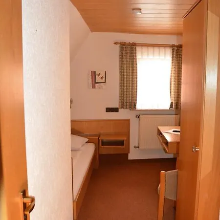 Gasthuis Hofmann-schmoelzer 3*